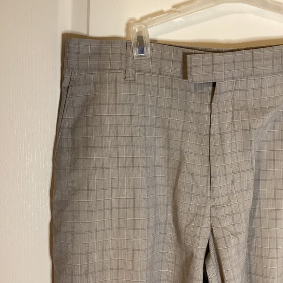 Tiger Woods Collection Men's Golf Shorts Size 36" Waist Flat Front Golfing - Picture 3 of 10